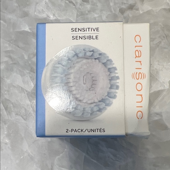 Clarisonic 2-pack sensitive brushes. NWT - Picture 1 of 4